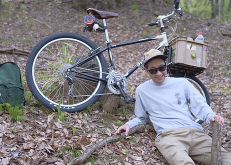 INTO THE WILD / Long Sleeve T-Shirt