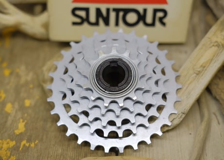 SUNTOUR
