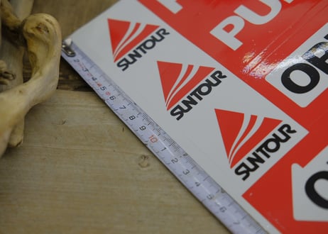 SUNTOUR / STORE DECAL
