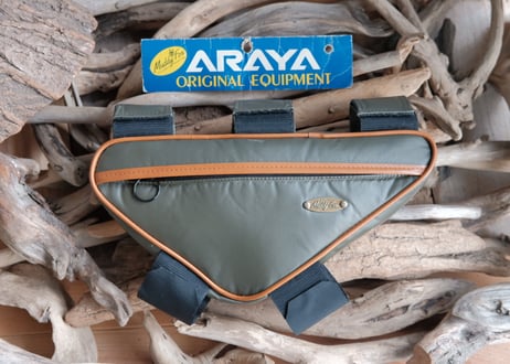 ARAYA / Muddy fox