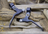 PAUL / CANTI LEVER