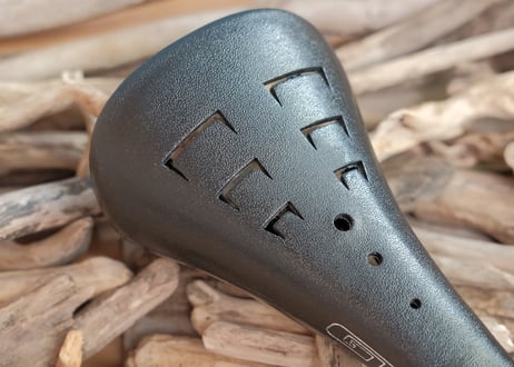 GT / PERFORMER SADDLE