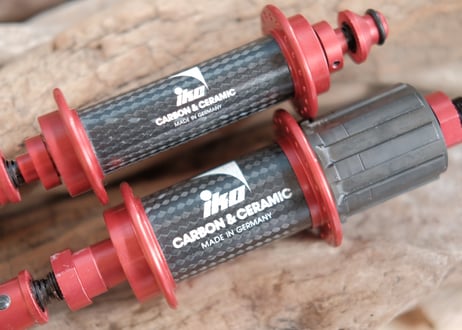 iKO / CARBON & CERAMIC