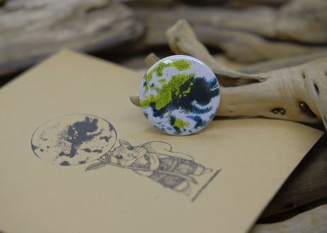 * HAVE A GREAT TRIP *  PIN-BACK BUTTONS