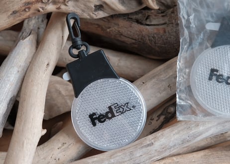 FedEx / BLINKING LIGHT