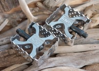 CRUPI / SQUARE PEDAL