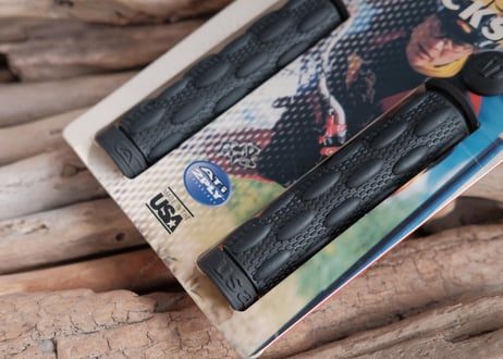ATi / JACKSON GRIPS