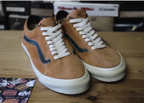 OLD SKOOL / DEAD STOCK