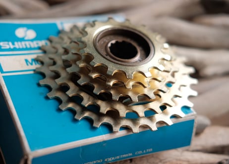 SHIMANO / FREE WHEEL