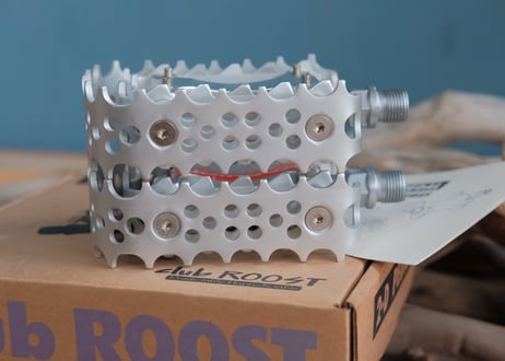 club ROOST / 2-D PEDAL