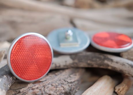 RETRO REFLECTOR