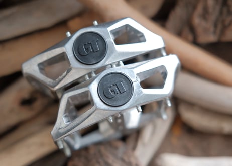 GT / PLATFORM PEDALS