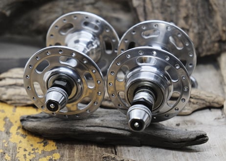SHIMANO / 600