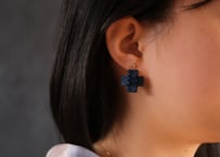 cross藍 ピアス or イヤリング