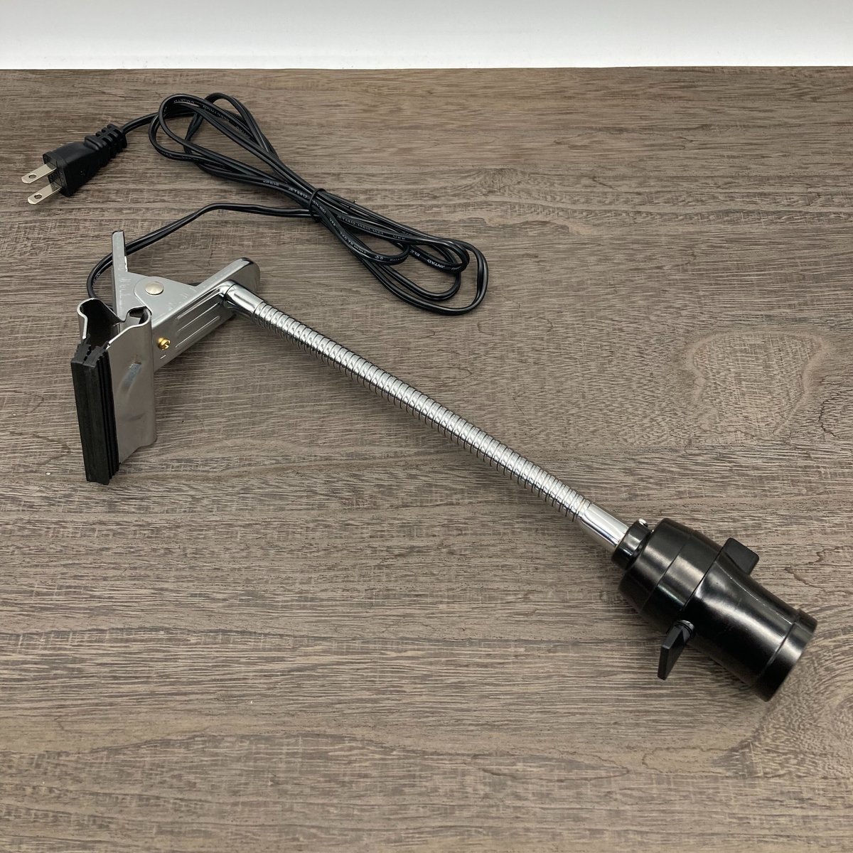 Helios Green LED 3個セット コードソケット&クリップ付き fit=scale-down,w=1200