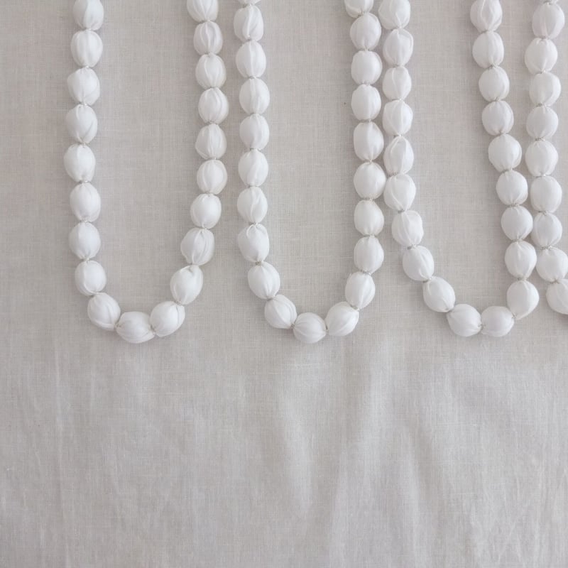 White cotton ball strap 携帯ストラップ　yoep White cotton ball strap | yoep