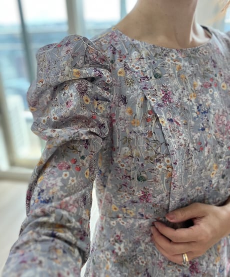 リクエストにお応えして再入荷♡　《型紙》ギャザースリーブワンピース/ブラウス