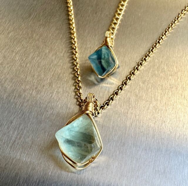 フローライト八面体原石（グリーン＆ブルーカラー) ネックレス