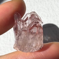 原石販売〜レッドファントムクォーツ 南インド産 | F, Stone & E.O
