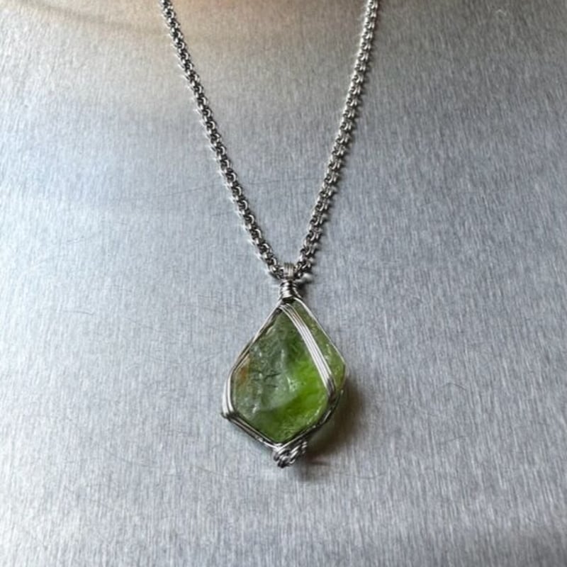 にこまるさま専用　ペリドット　原石 ペリドット原石 ネックレス | F, Stone & E.O