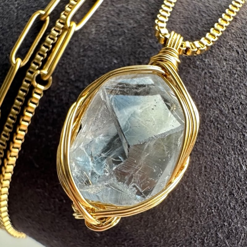 セレスタイト原石 ネックレス | F, Stone & E.O