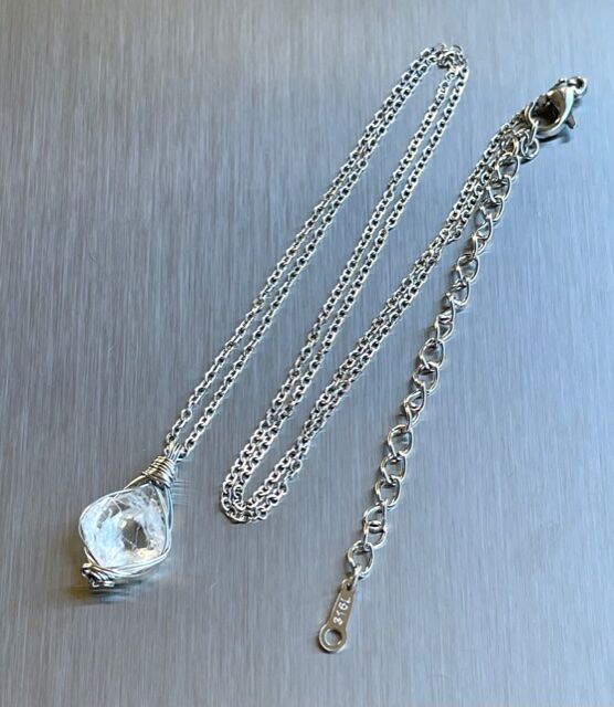 ロシア・ウラル地方産 フェナカイト原石 ネックレス | F, Stone & E.O