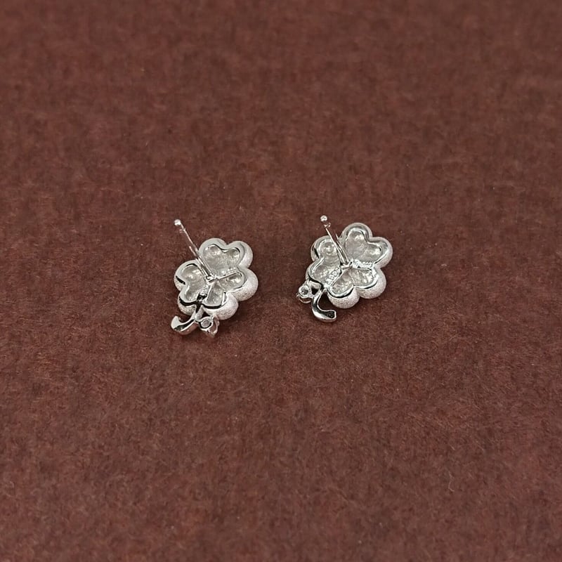 Pt900三つ葉クローバーダイヤ入ピアス | 工房/Kecchi