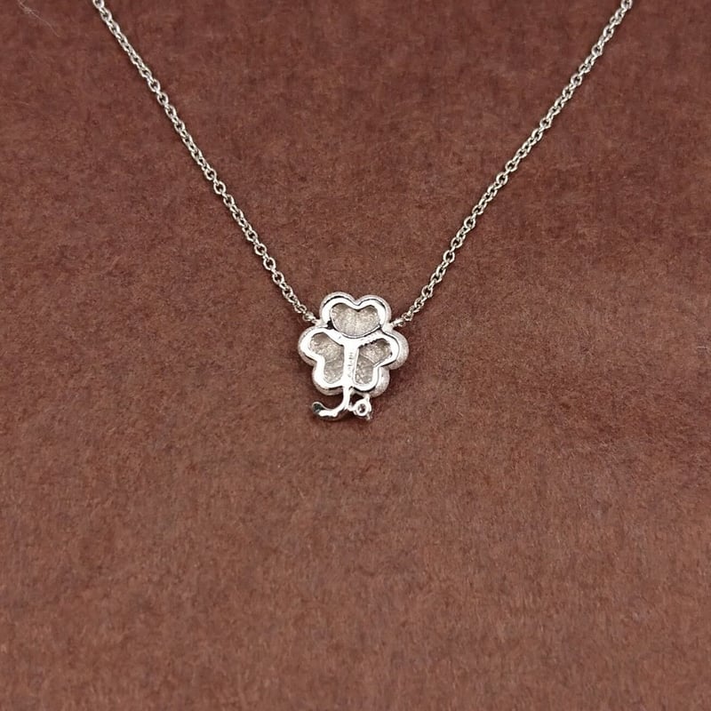 プラチナ Pt 天然ダイヤモンド　三つ葉　クローバー　ペンダント　ネックレス Pt900三つ葉クローバーダイヤ入ペンダント | 工房/Kecchi