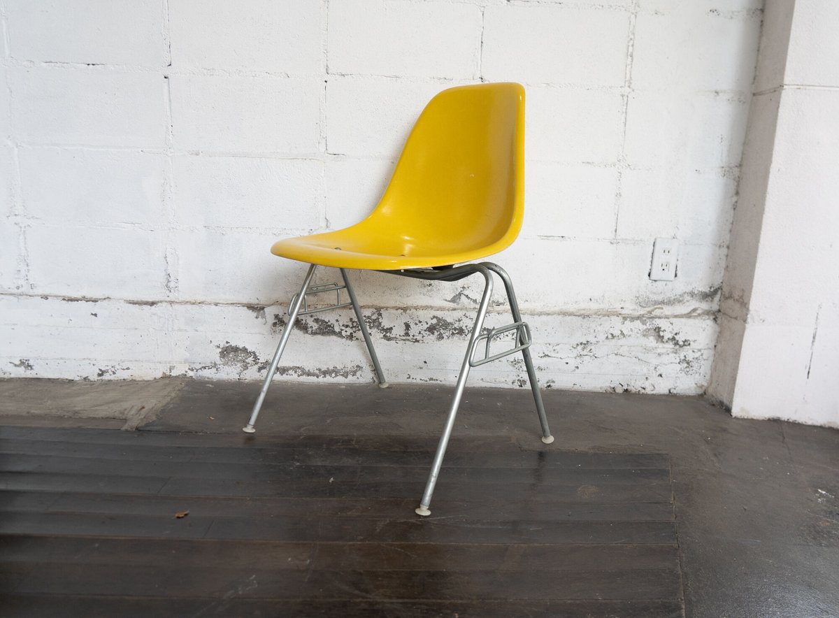 70s Eames shell chair | The NOON