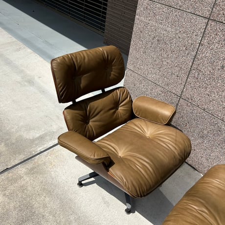 70s Eames chair & ottoman