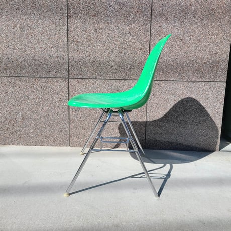 70s Eames shell chair-1