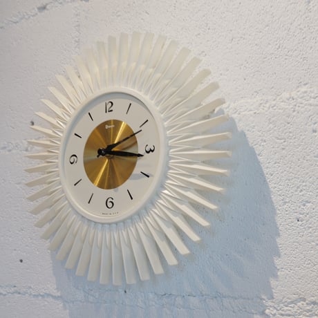 70s White Sunburst clock