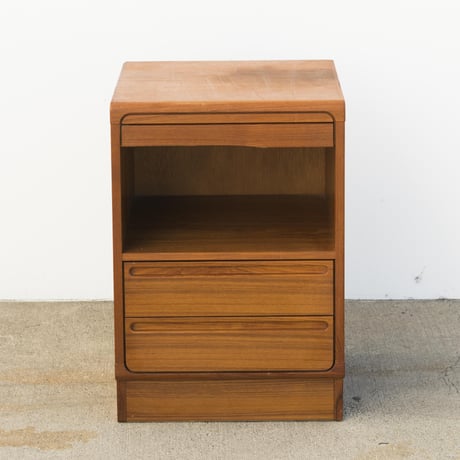 60s Danish shelf
