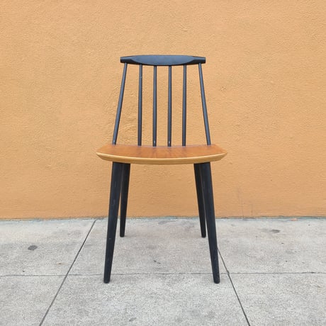 'J77' Stickback Chairs by Folke Palsson for FDB Mobler, Denmark.