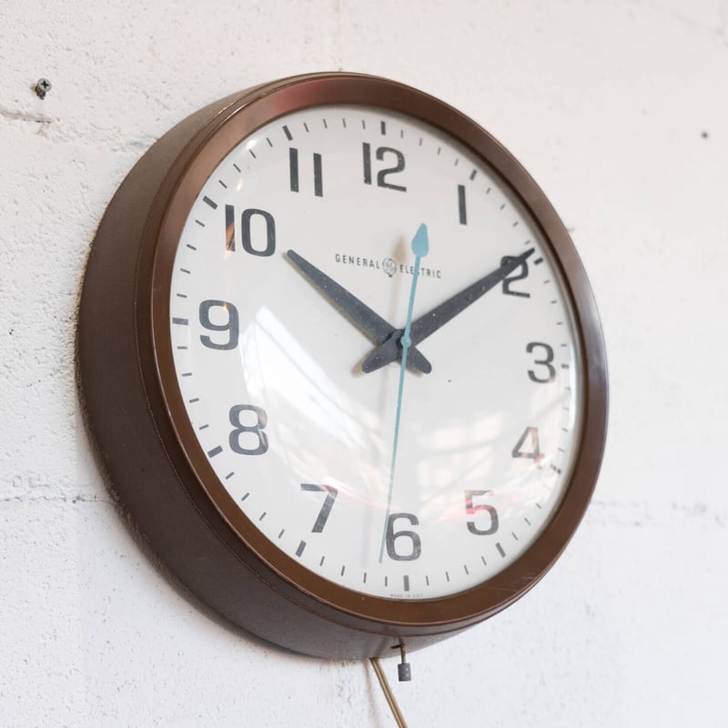 50s General Electric school clock | The NOON