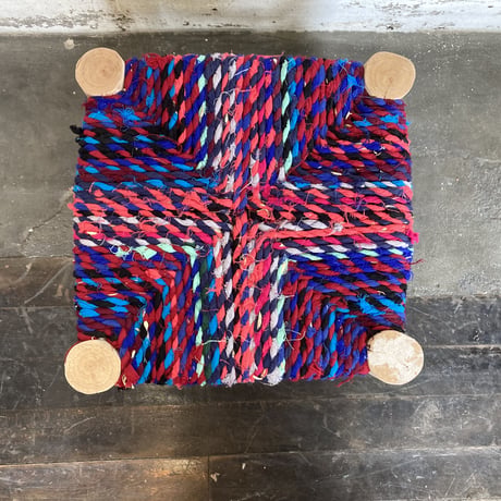 00s African stool