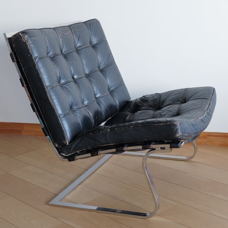 70s Tugendhat chair