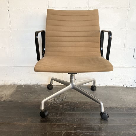 70s Aluminum Group chair