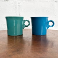70s Fiesta mug set