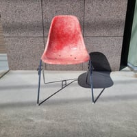 70s Eames shell chair