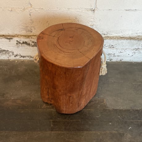 70s White rope tree trunk