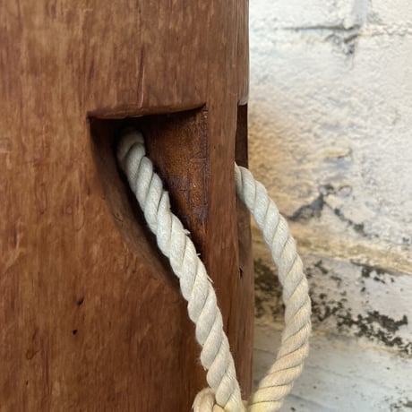 70s White rope tree trunk
