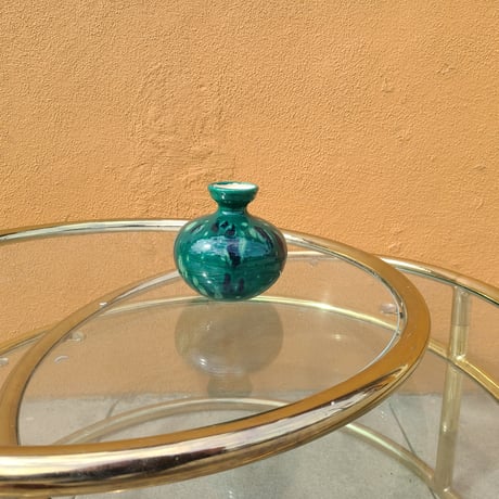 Green flower vase