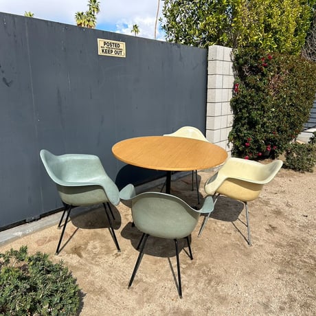 70s HermanMiller Eames Round Contract Table wood