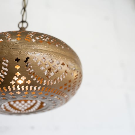 70s Cutwork brass lamp