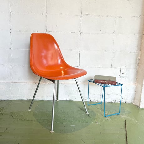 70s Eames shell chair
