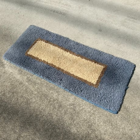 70s Square blue rug