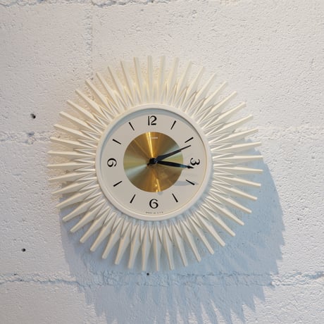 70s White Sunburst clock