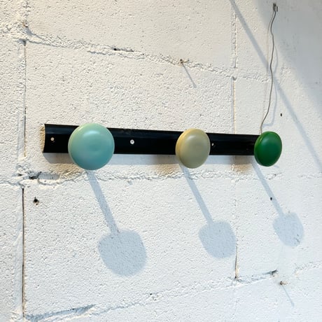 70s hanger rack