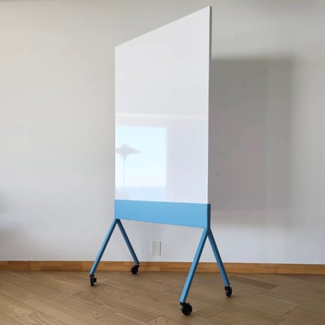 Knoll mobile markerboard